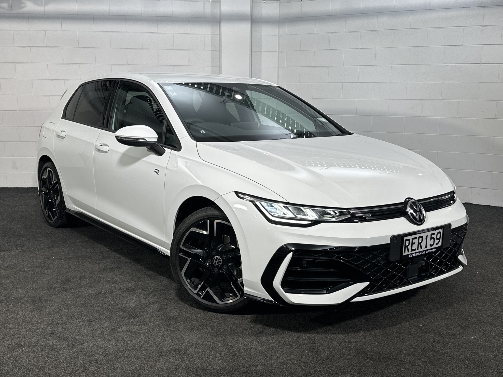 Volkswagen Golf 8.5 R-LINE