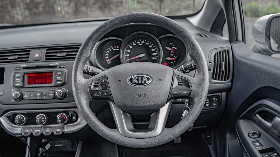 2014 Kia Rio 11