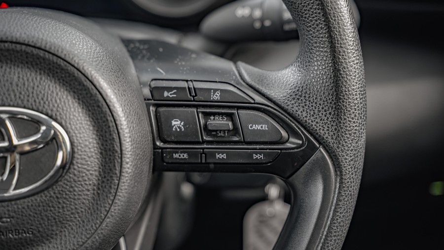 2023 Toyota Yaris Cross 14