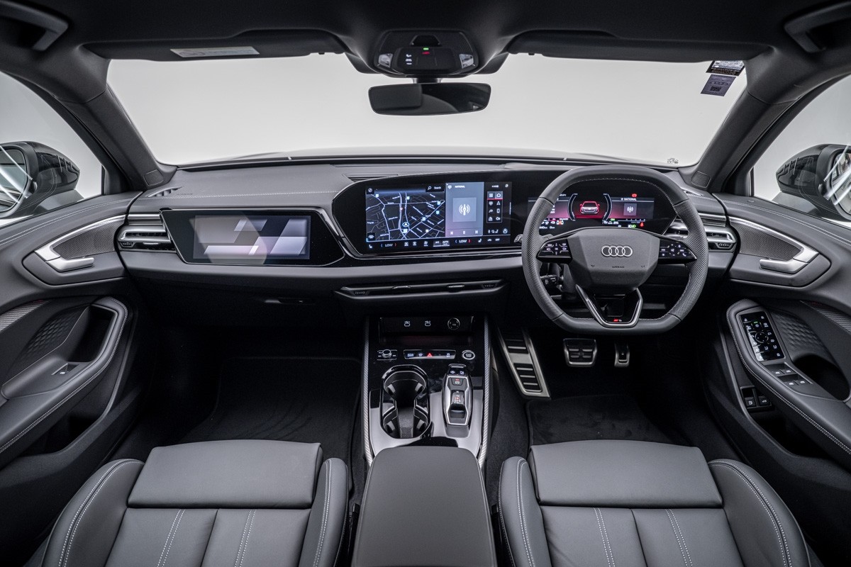 Audi A5 e-Hybrid Avant S line