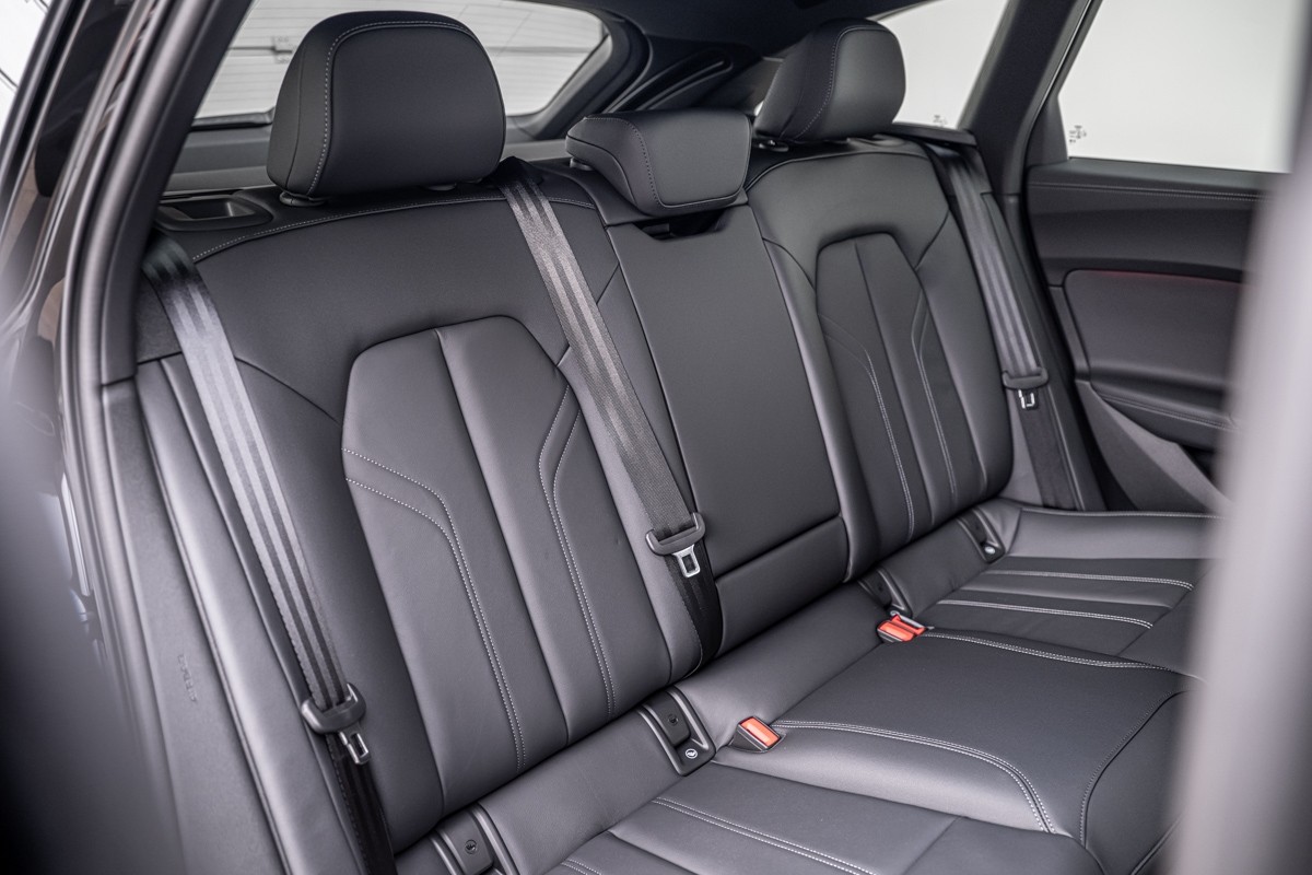 Audi A5 e-Hybrid Avant S line