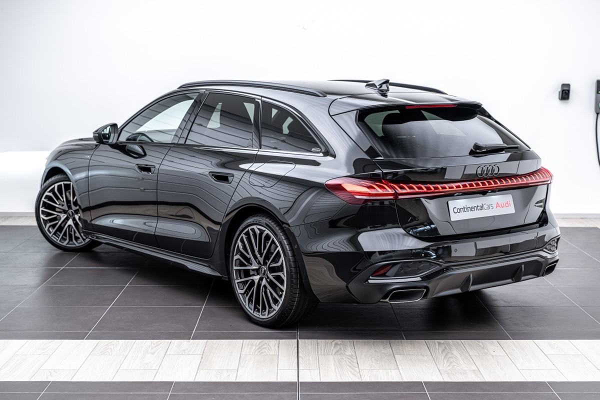 Audi A5 e-Hybrid Avant S line