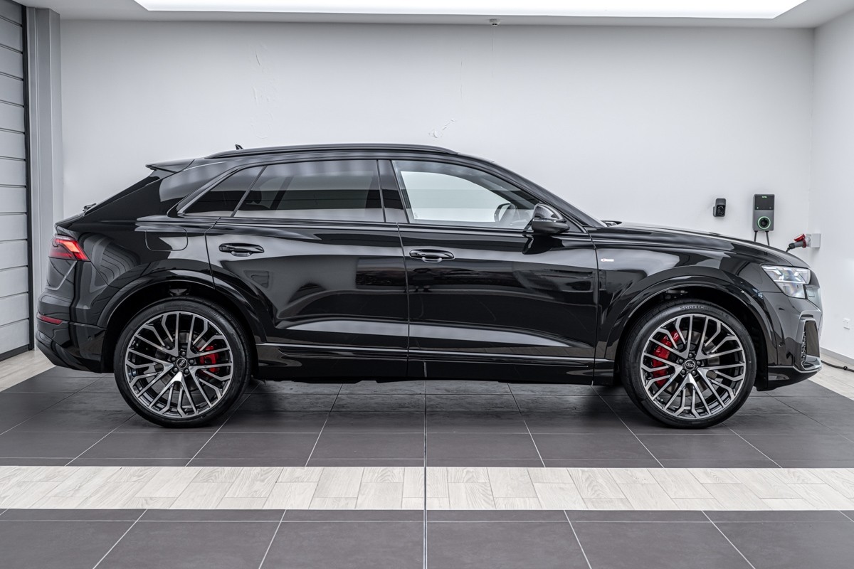 Audi Q8 60 TFSI E