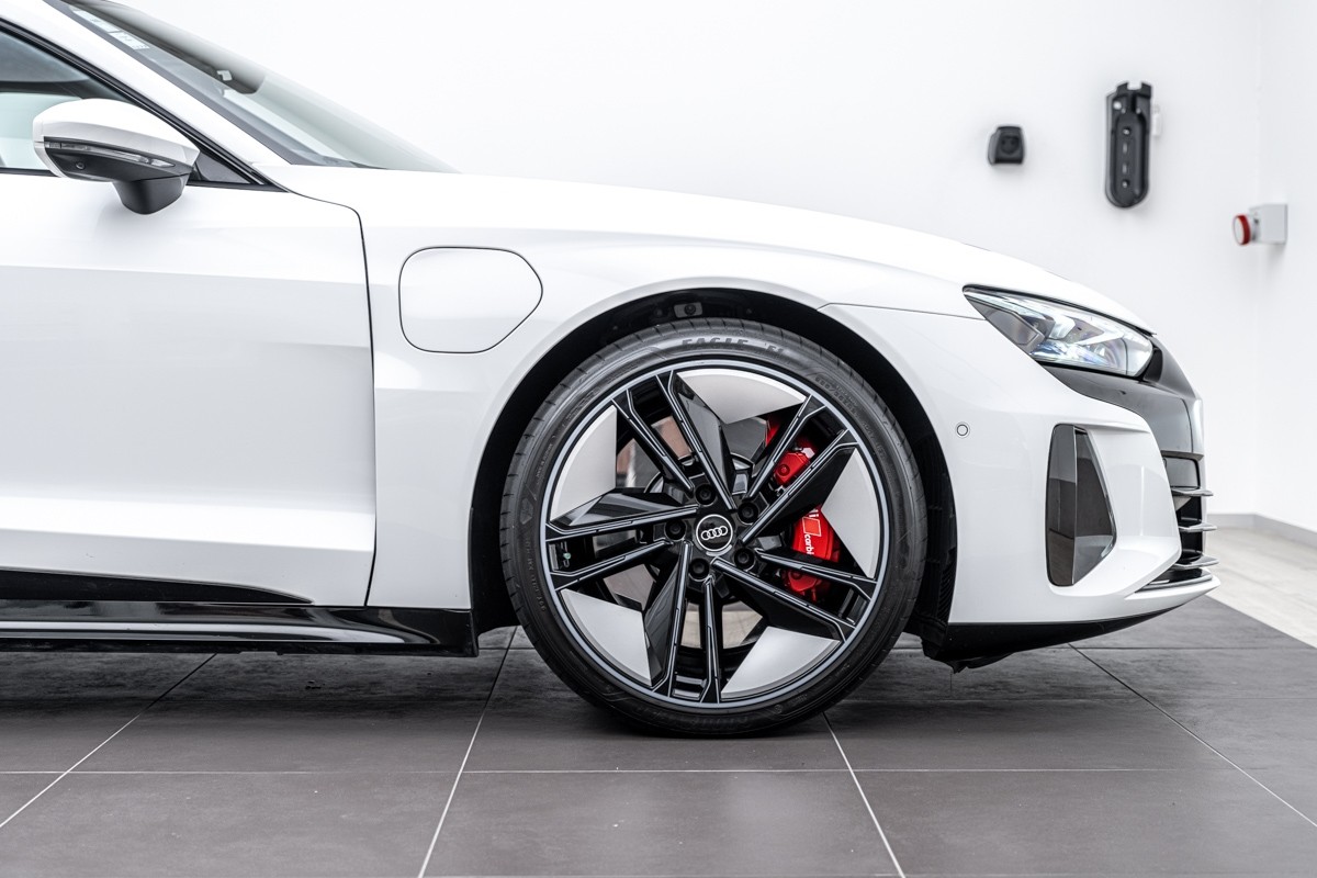 Audi e-tron RS GT
