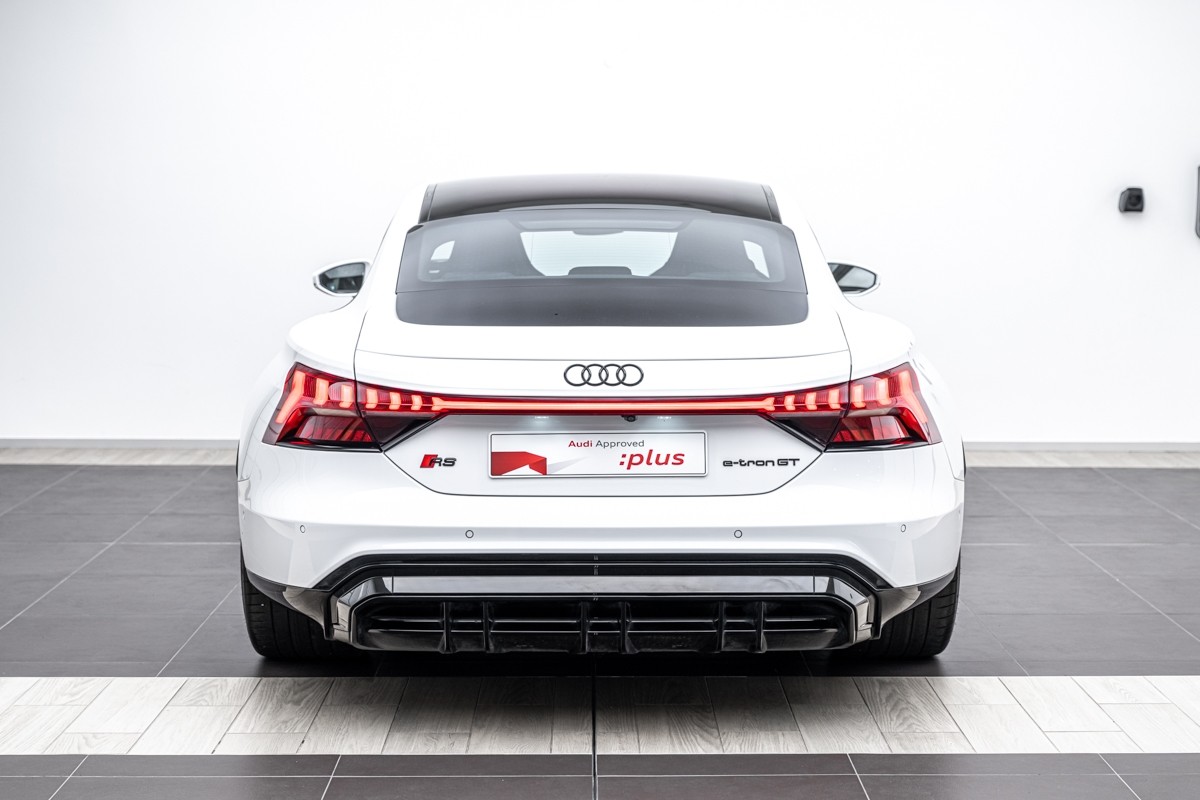 Audi e-tron RS GT