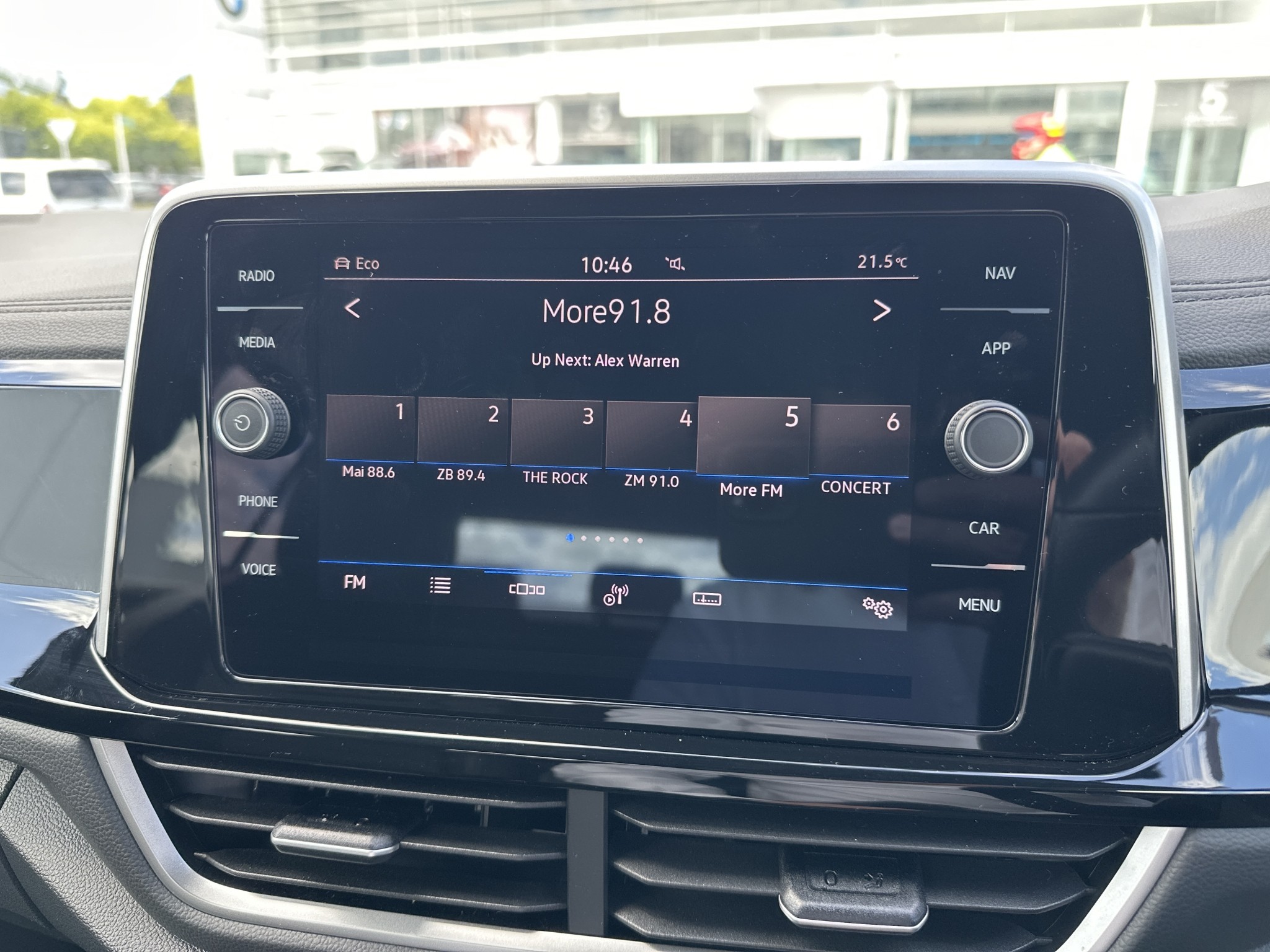 Volkswagen T-Roc 2WD R-LINE