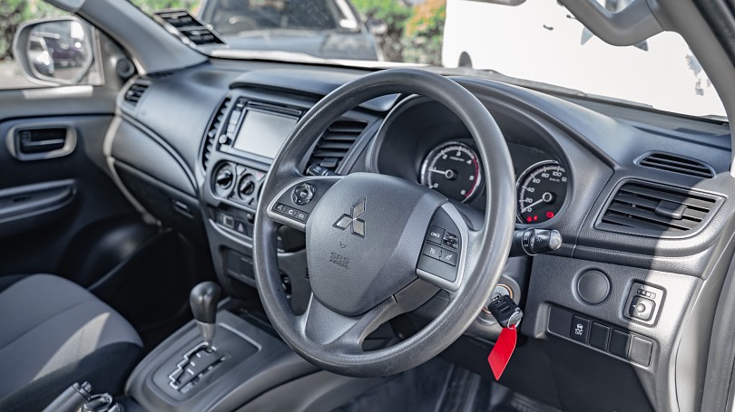2021 Mitsubishi Triton 9