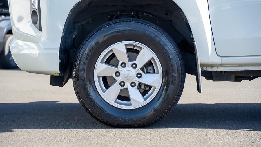 2021 Mitsubishi Triton 6