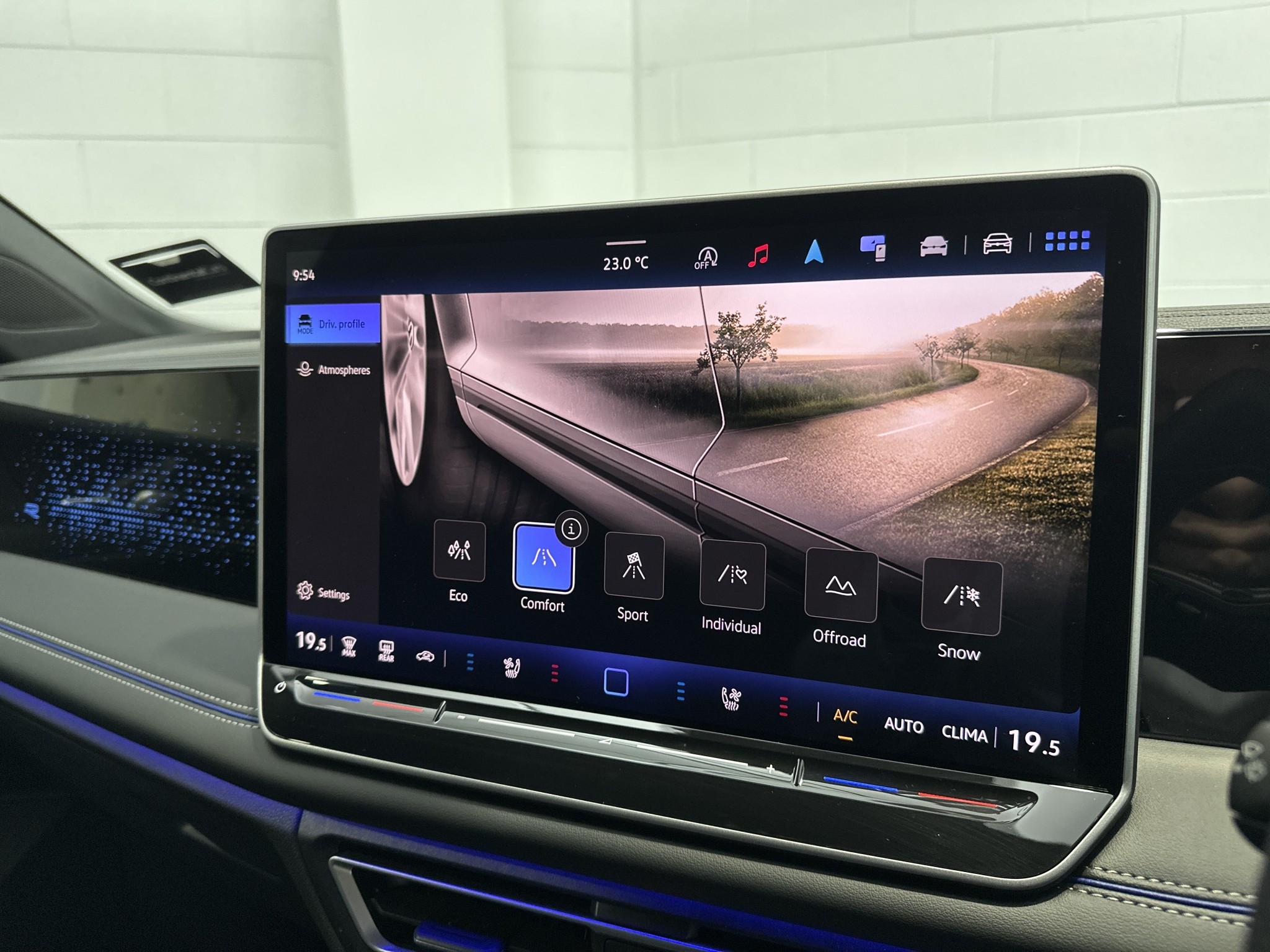 Volkswagen Tiguan R-LINE AWD