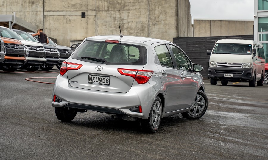 2019 Toyota Yaris 2