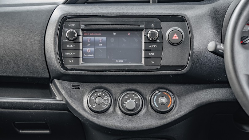 2019 Toyota Yaris 15