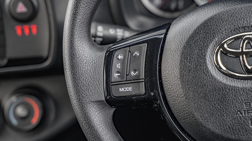 2019 Toyota Yaris 13