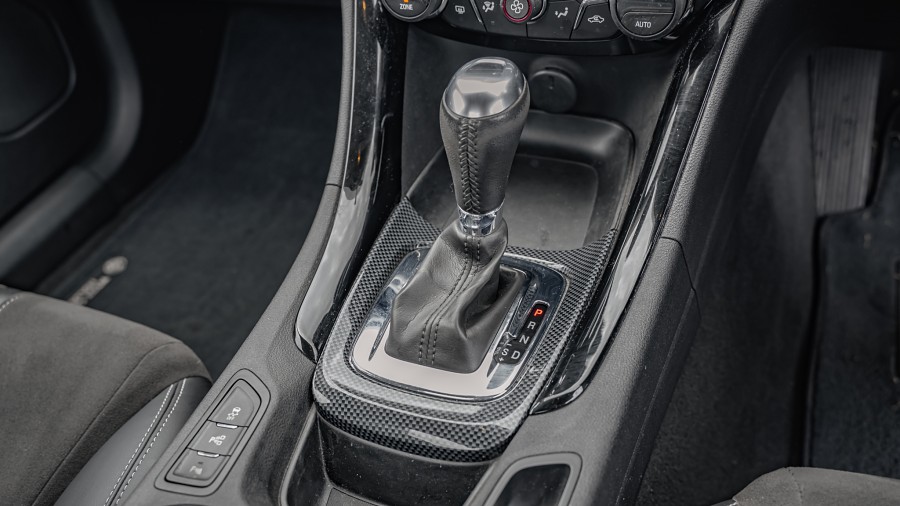 2015 Holden Commodore 11