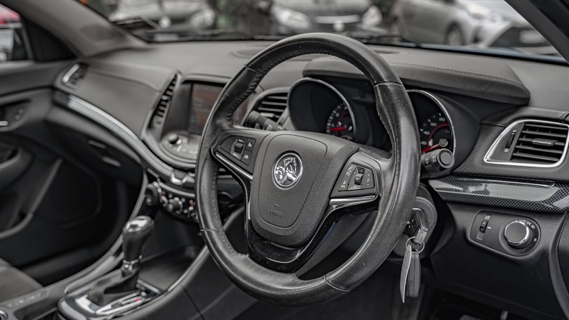 2015 Holden Commodore 9