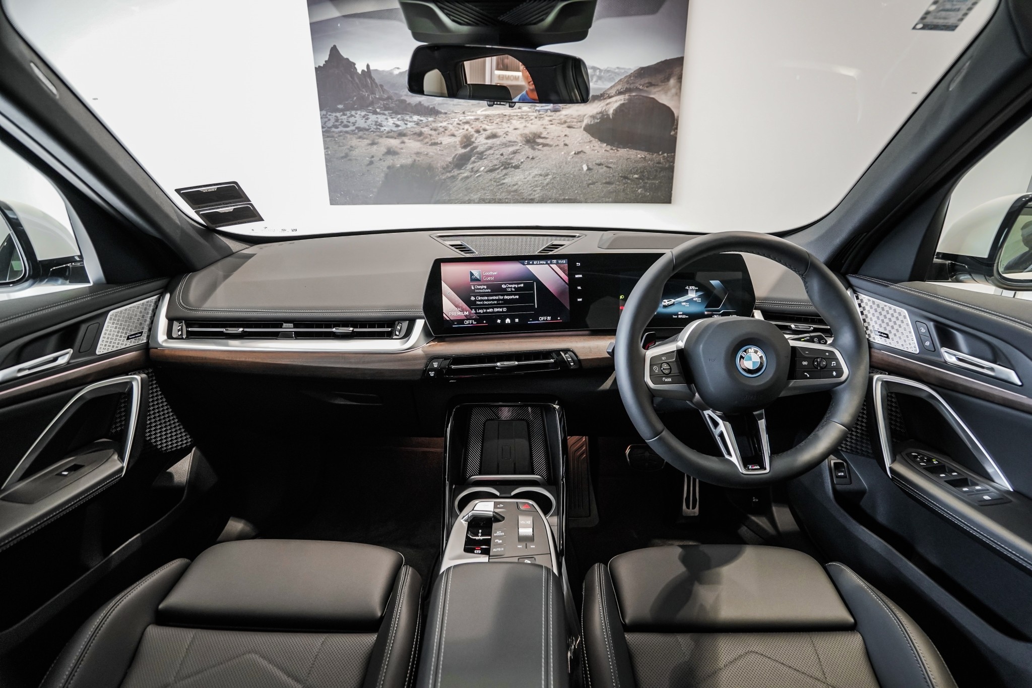 BMW iX1 xDrive30