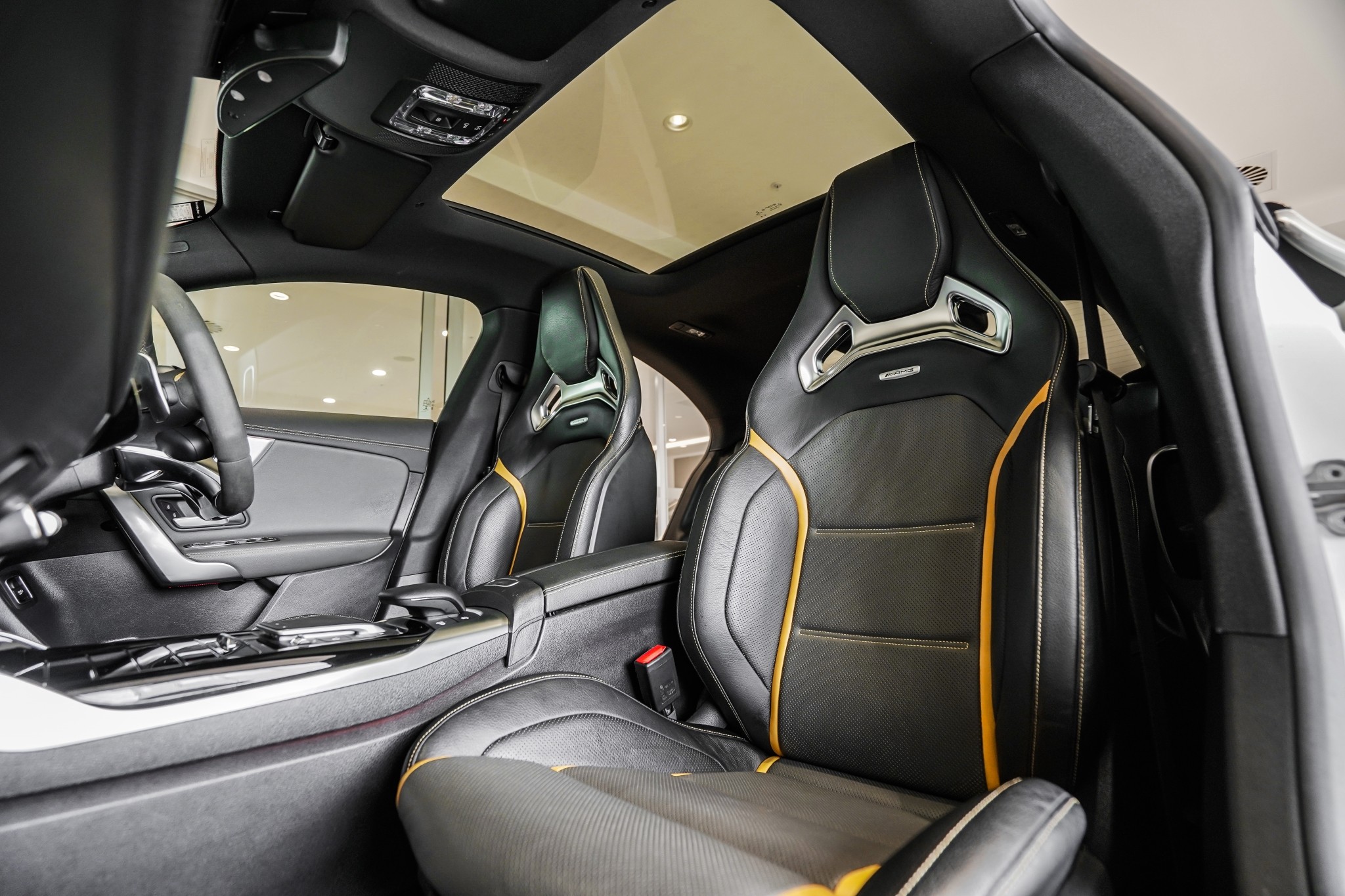 Mercedes-Benz CLA 45 S 4M 2.0P/4Wd/8At