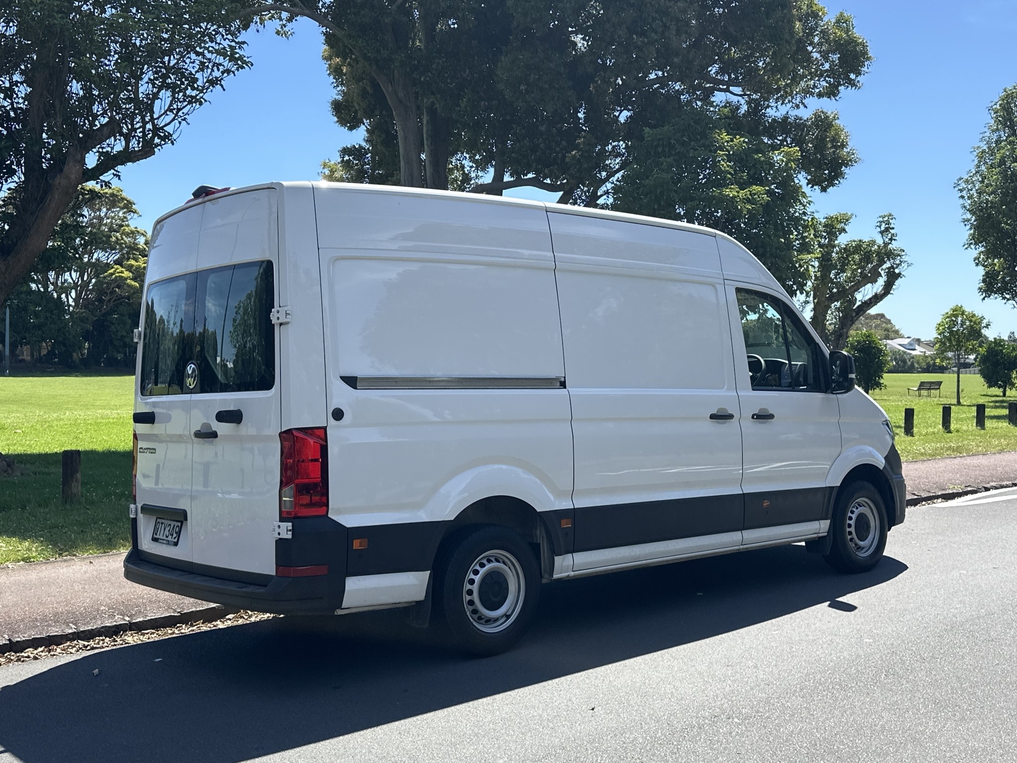 Volkswagen Crafter 35 103KW MWB AUTO