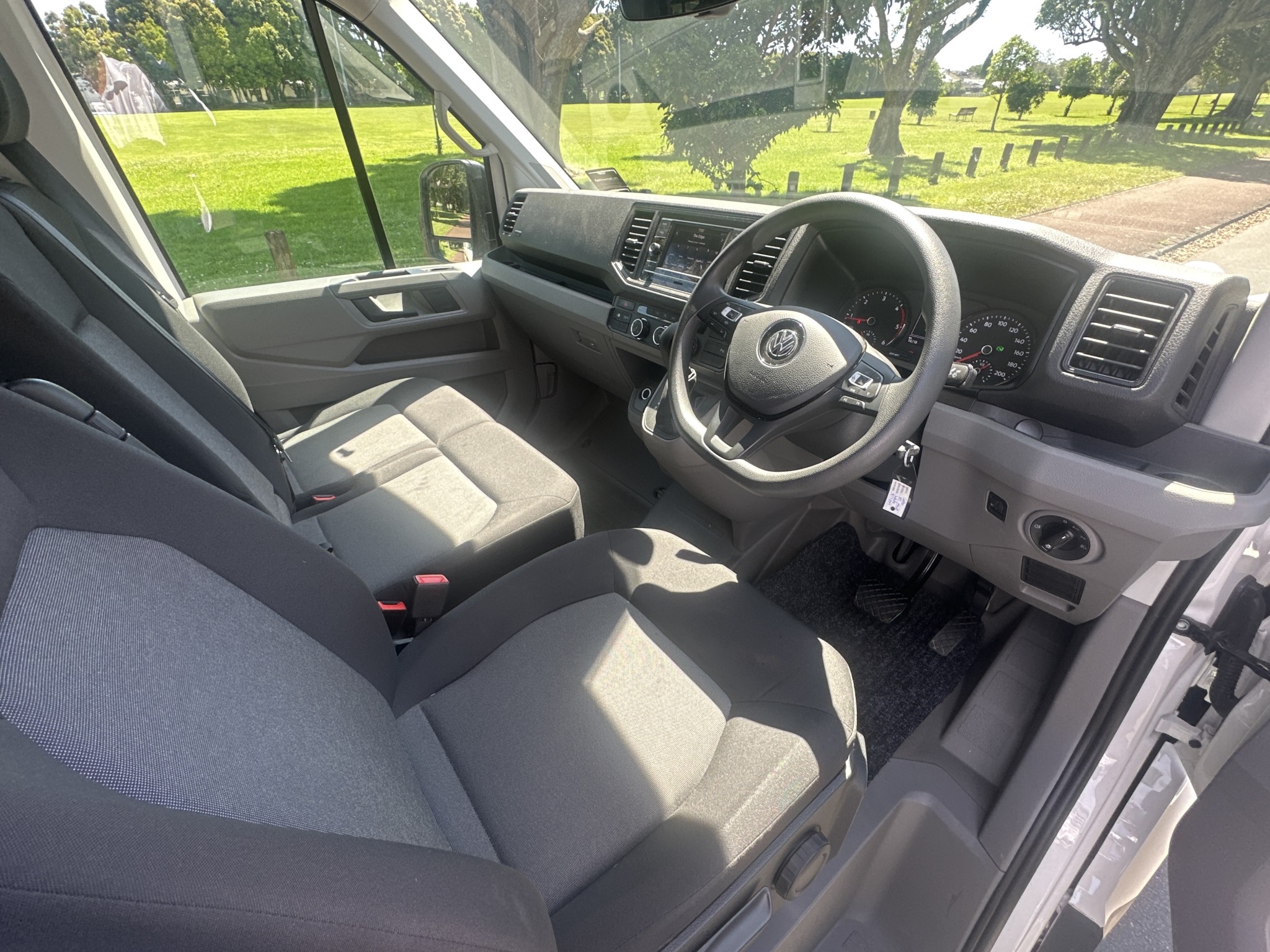 Volkswagen Crafter 35 103KW MWB AUTO