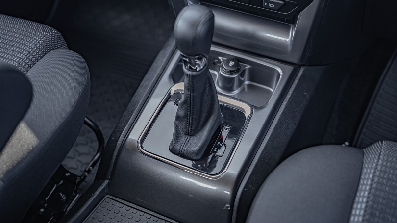 2024 Mahindra Pik-up 16