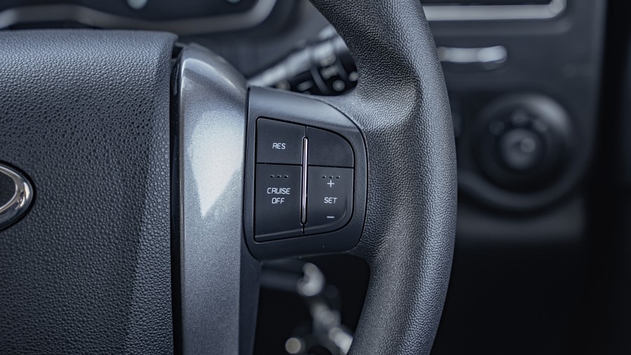 2024 Mahindra Pik-up 13