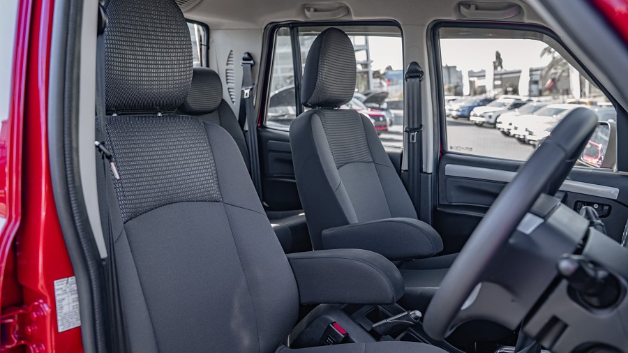 2024 Mahindra Pik-up 8