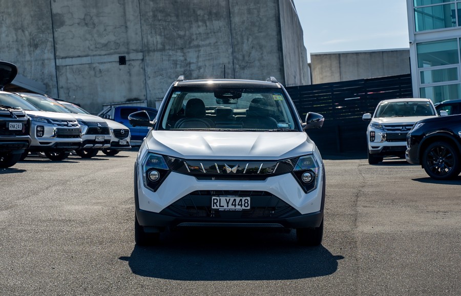 2025 Mahindra XUV3XO 3