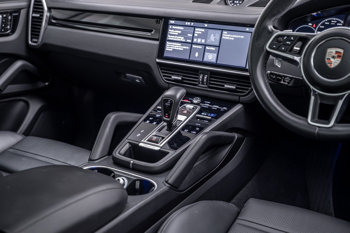 Porsche Cayenne Coupe (E3)