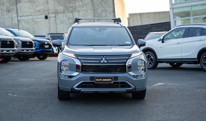 2026 Mitsubishi Outlander 3