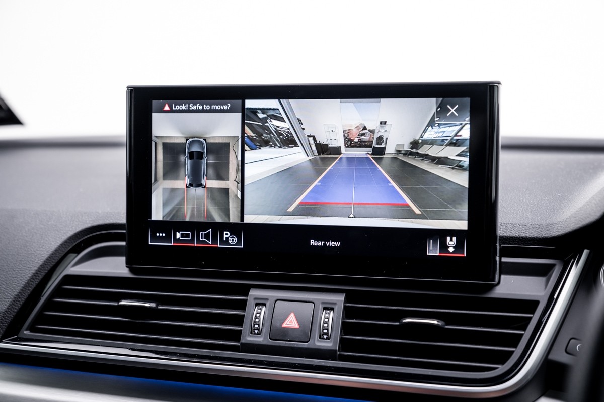 Audi Q5 50 TFSI E S LINE