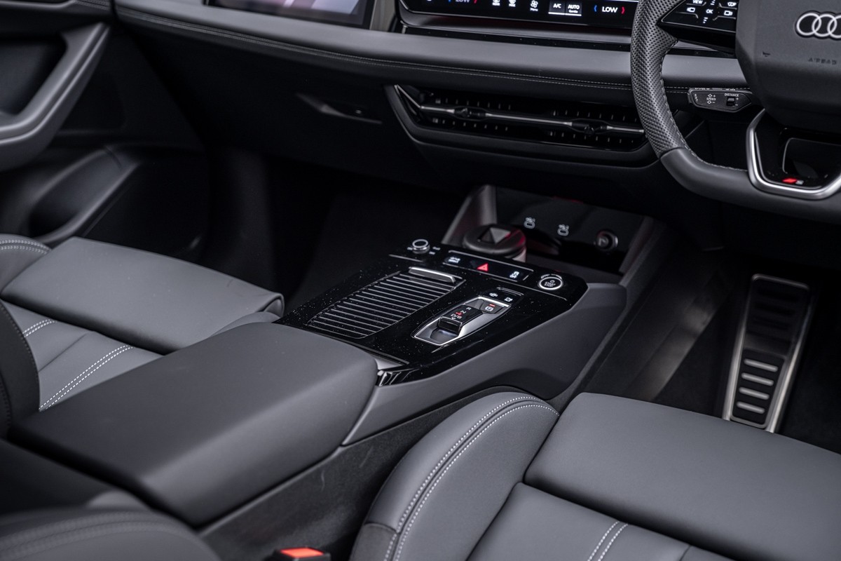 Audi Q6 SUV E-TRON QUATTRO 285KW