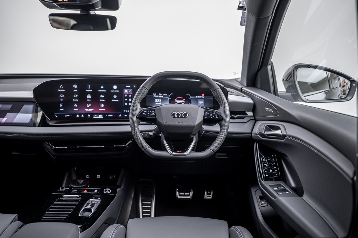 Audi Q6 SUV E-TRON QUATTRO 285KW