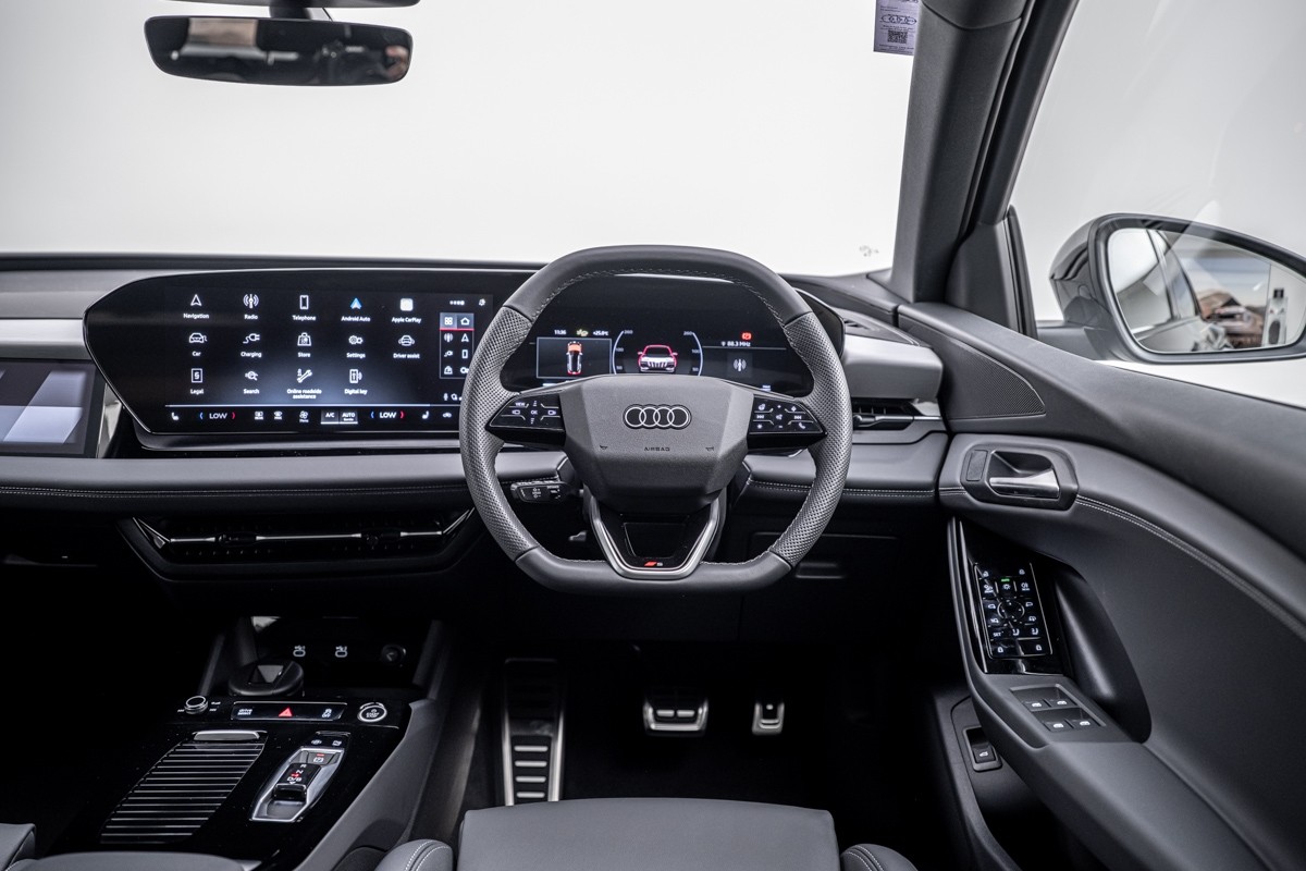 Audi Q6 SUV E-TRON 225KW