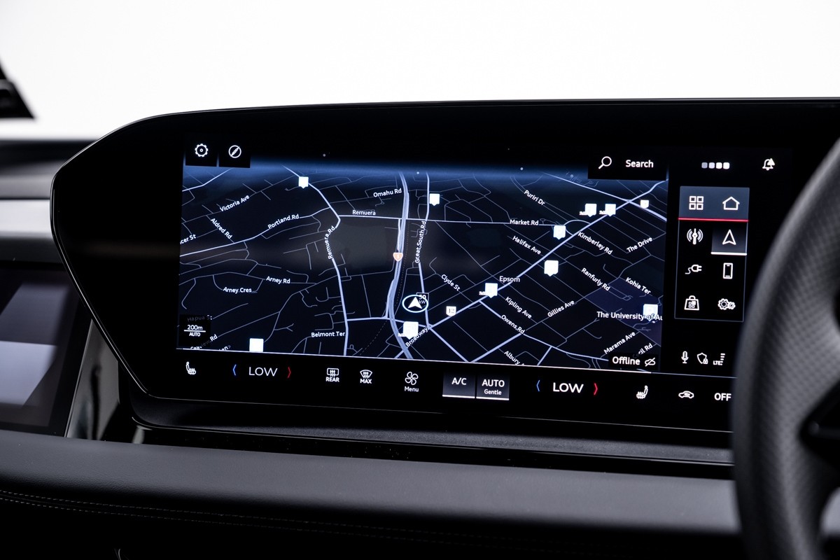 Audi Q6 SUV E-TRON 225KW