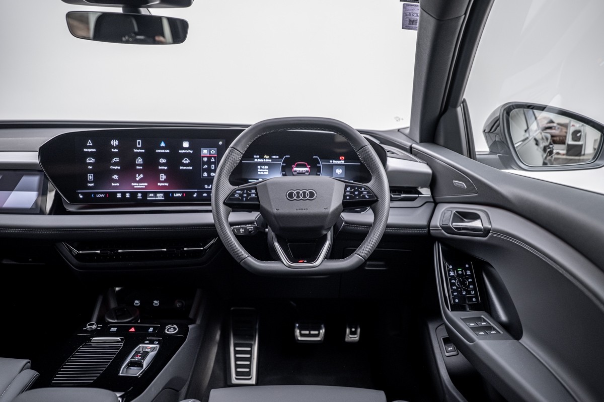 Audi Q6 SUV E-TRON QUATTRO 285KW