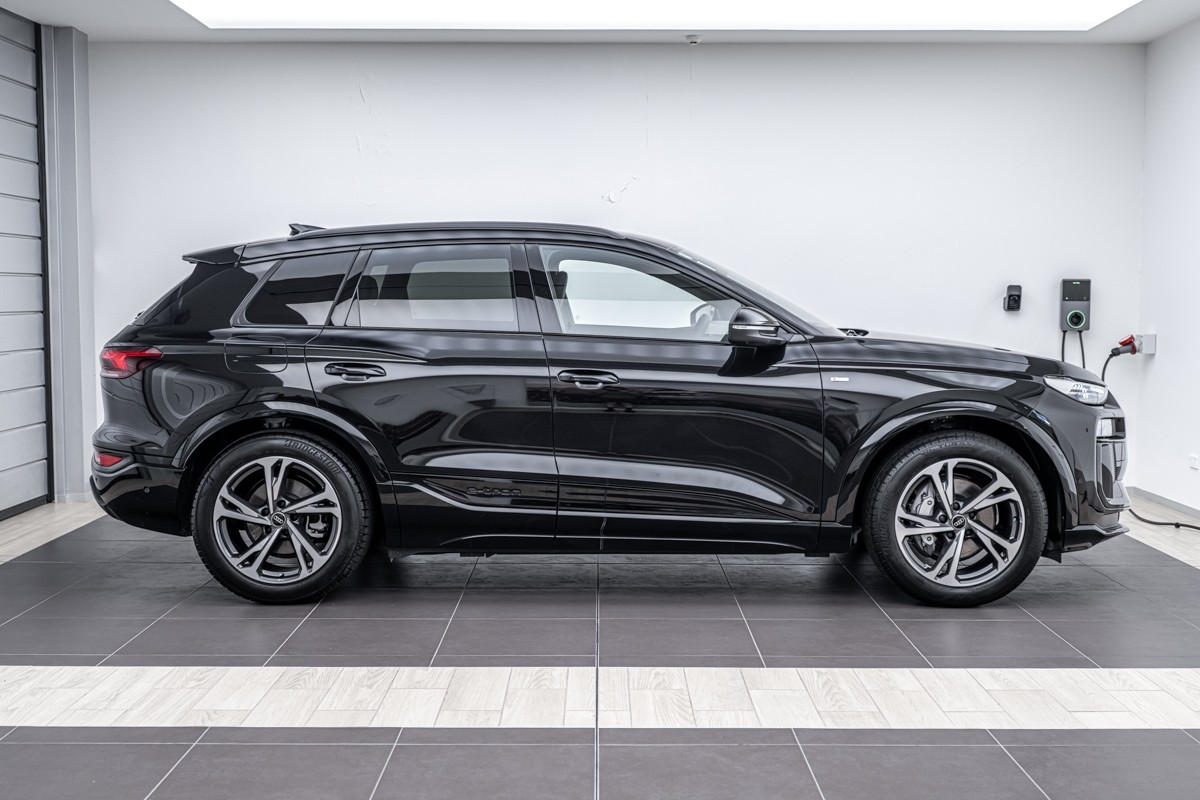 Audi Q6 SUV E-TRON 225KW