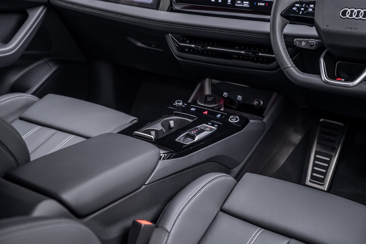 Audi Q6 SUV E-TRON QUATTRO 285KW