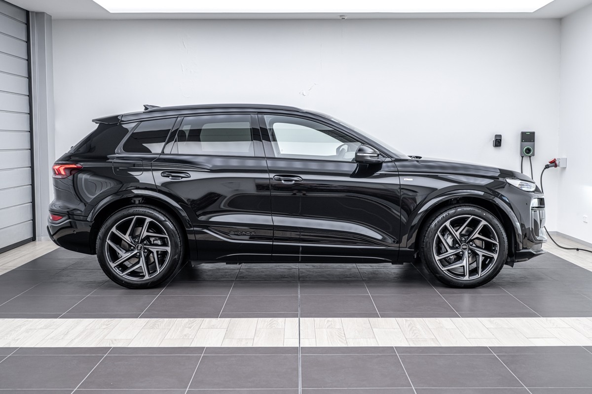Audi Q6 SUV E-TRON QUATTRO 285KW