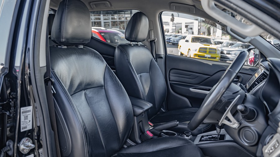 2020 Mitsubishi Triton 8