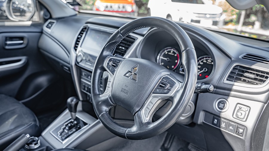2020 Mitsubishi Triton 9