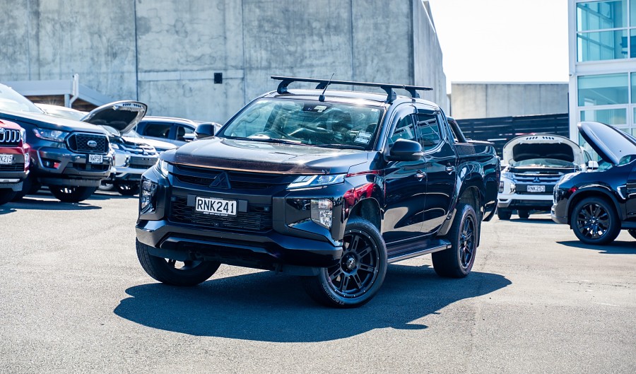 2020 Mitsubishi Triton 1