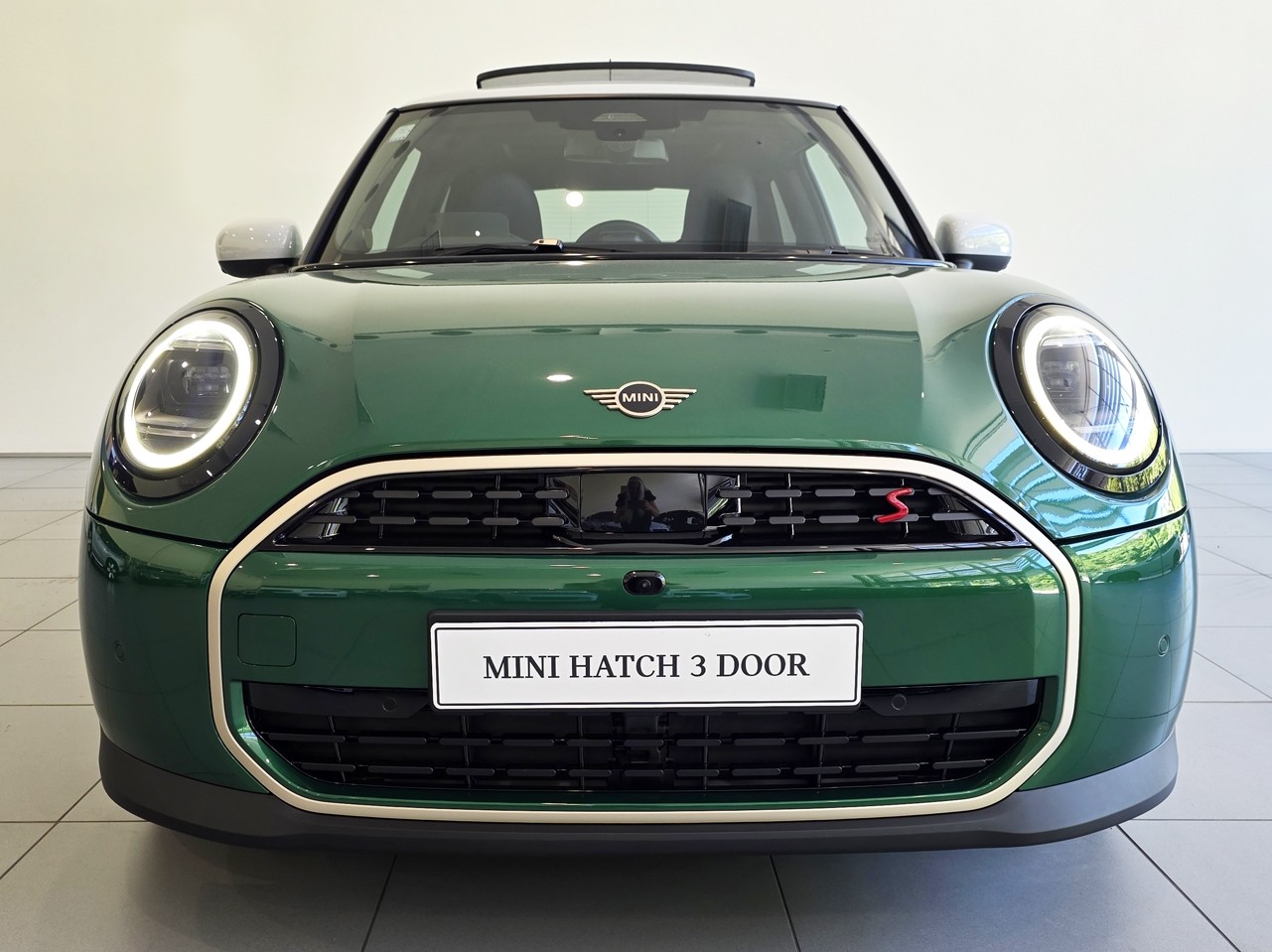 MINI Cooper S Favoured Spec 3dr
