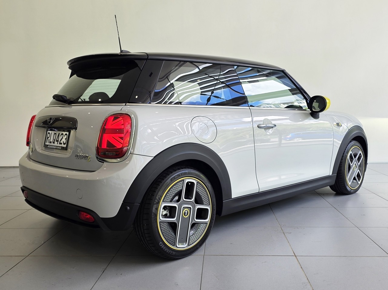 MINI Hatch Cooper SE