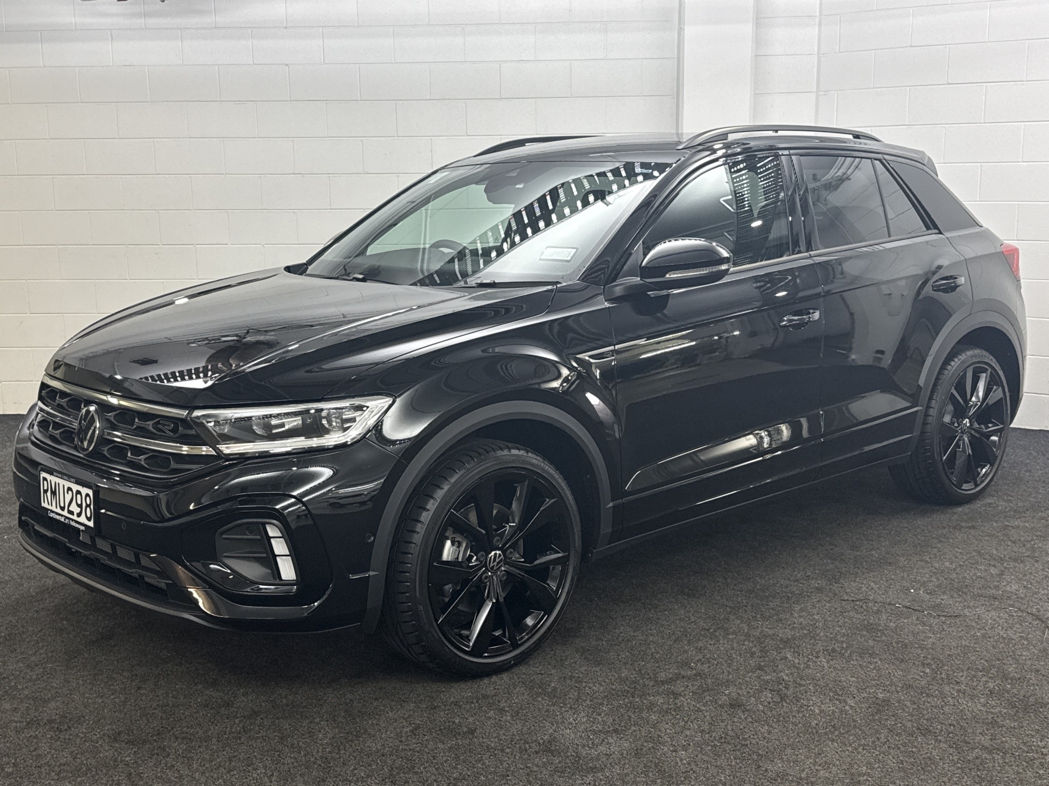 Volkswagen T-Roc 2WD R-LINE