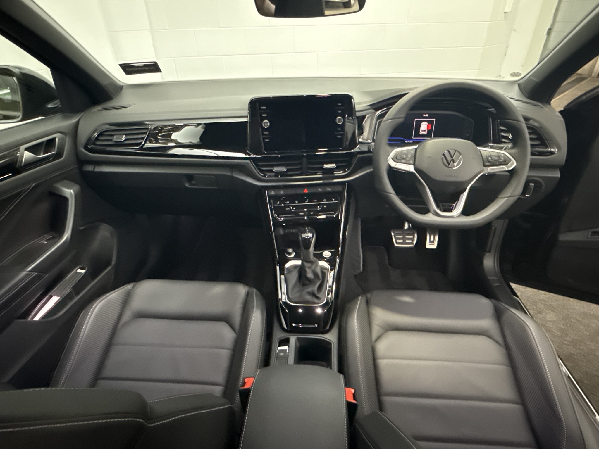 Volkswagen T-Roc 2WD R-LINE