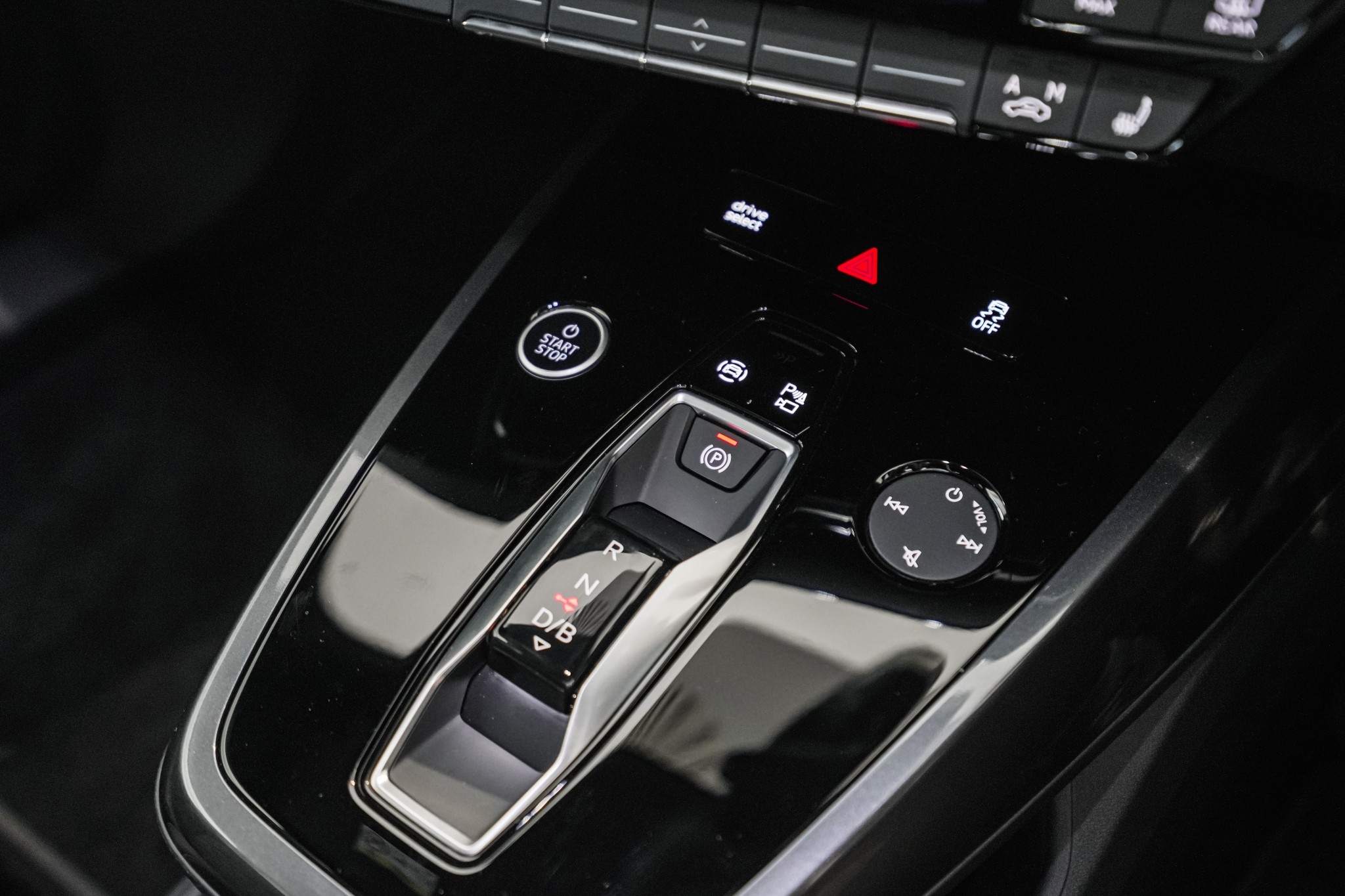 Audi e-tron Q4 S-line 55