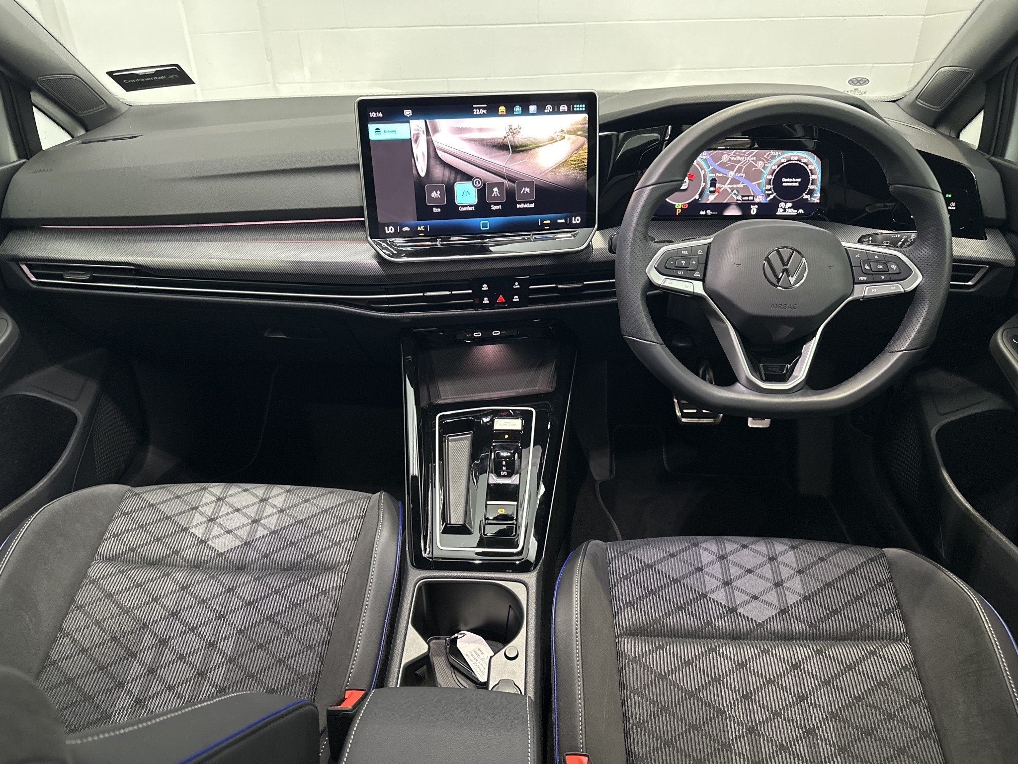 Volkswagen Golf R-Line 1.4Pt/8At