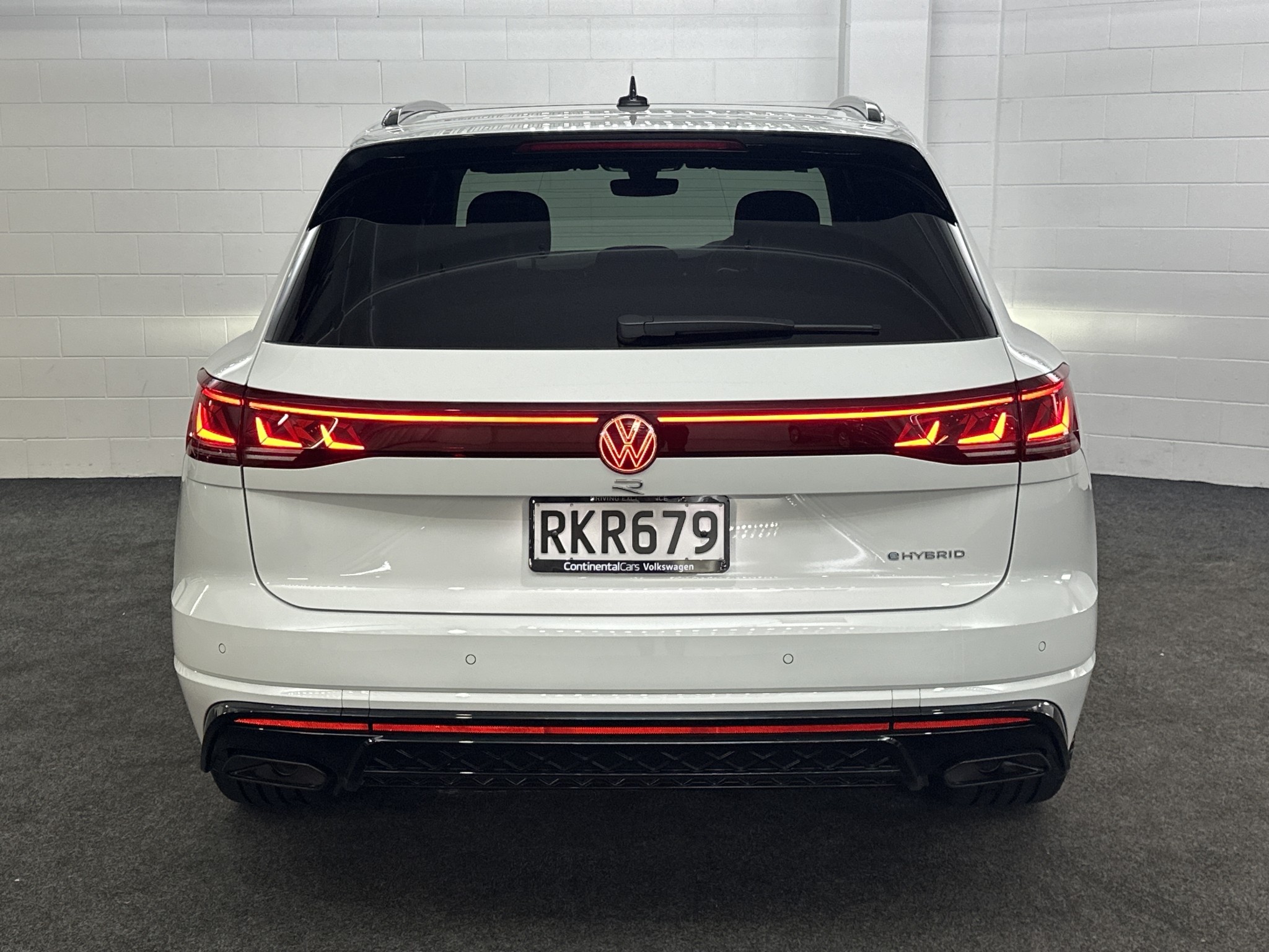 Volkswagen Touareg R PHEV