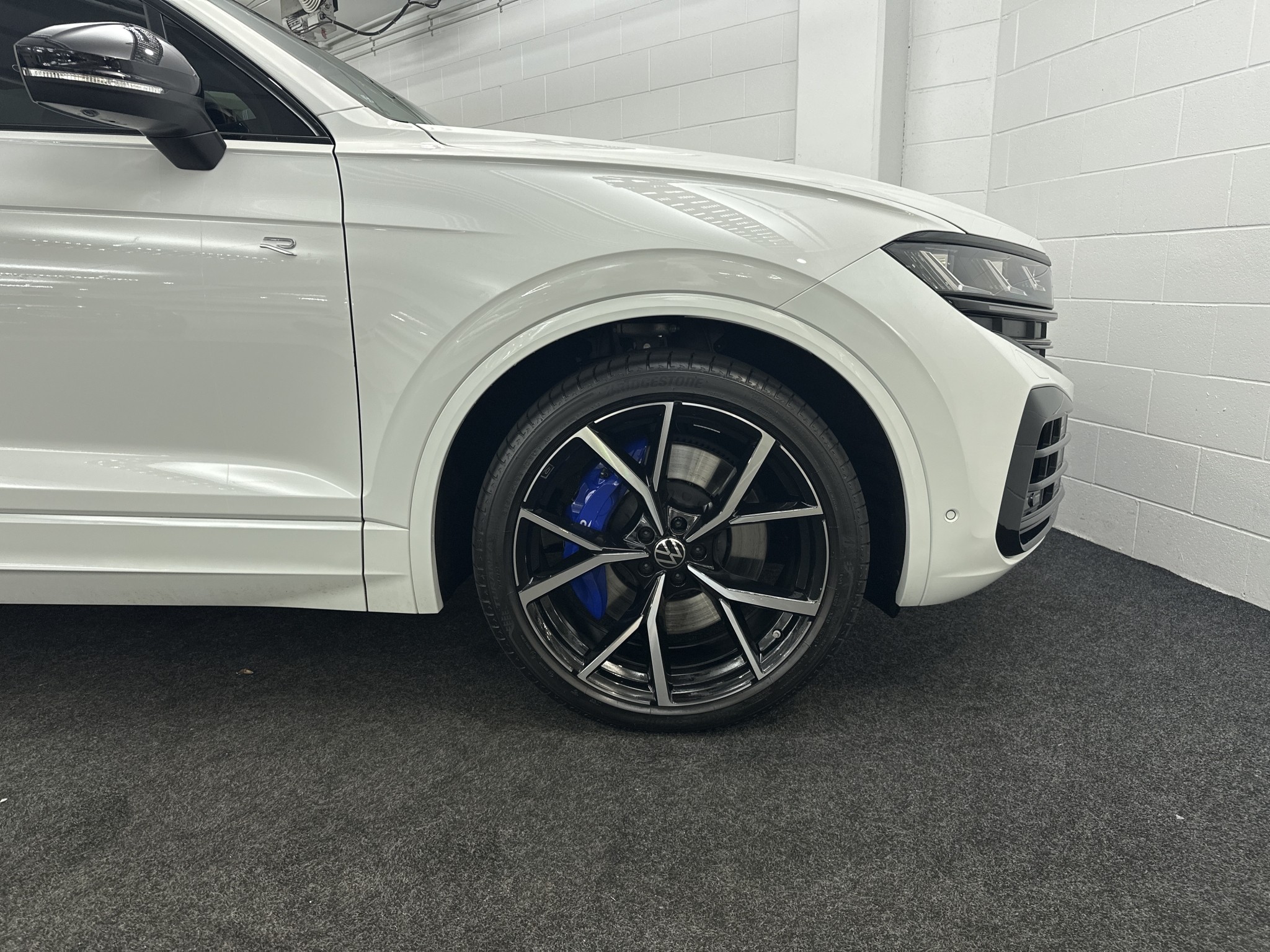 Volkswagen Touareg R PHEV