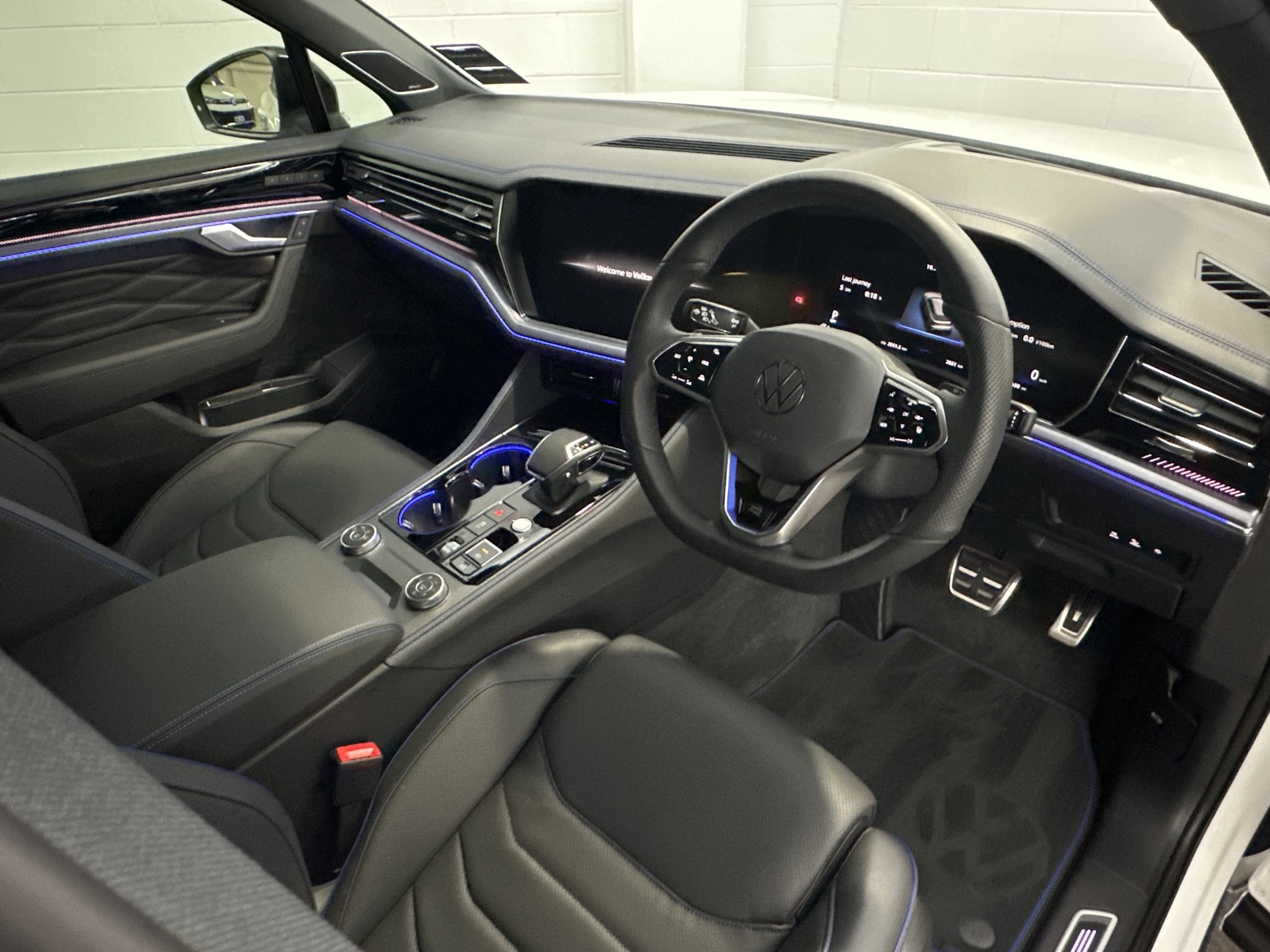 Volkswagen Touareg R PHEV