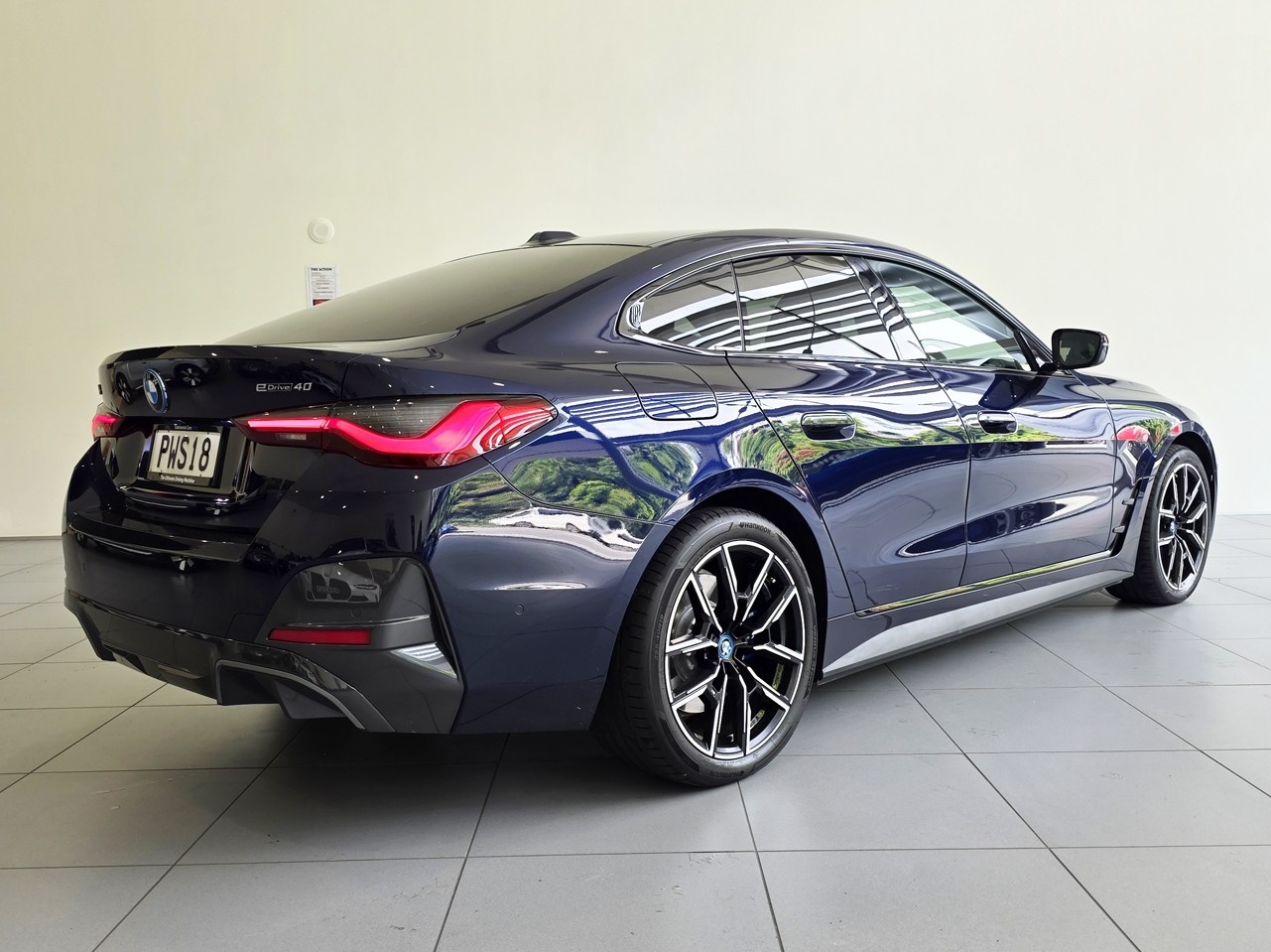 BMW i4 eDrive40 M Sport + Visibility